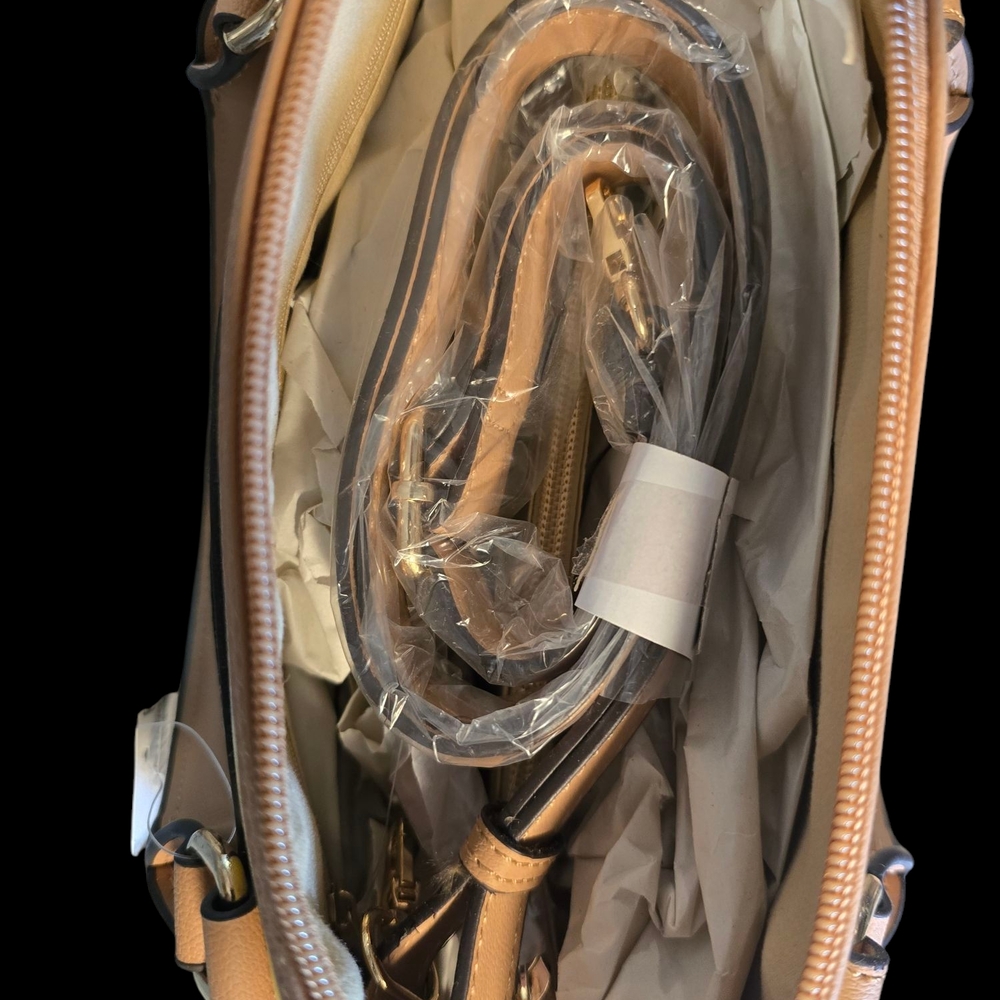 Giani Bernini Yellow and Tan Tote with Lemon Print - Picture 3 of 4
